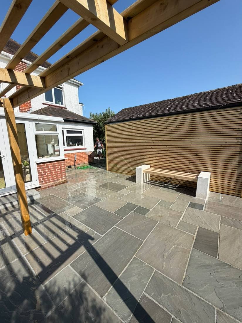 Patios & Paving project photo